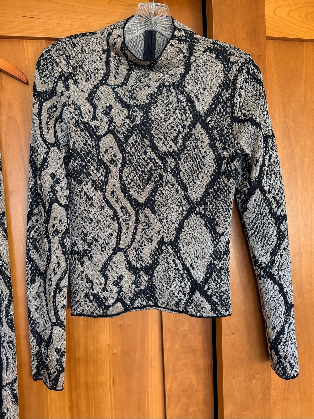 Dress Subcategory Identification - Picture 3 of 4